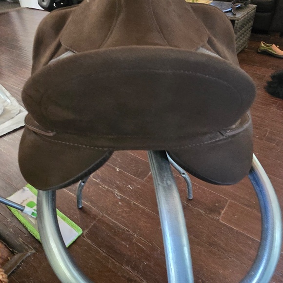 COPY - Wintec 2000 All Purpose Saddle  17.5 " never used spotless   with a dove… - Picture 4 of 12